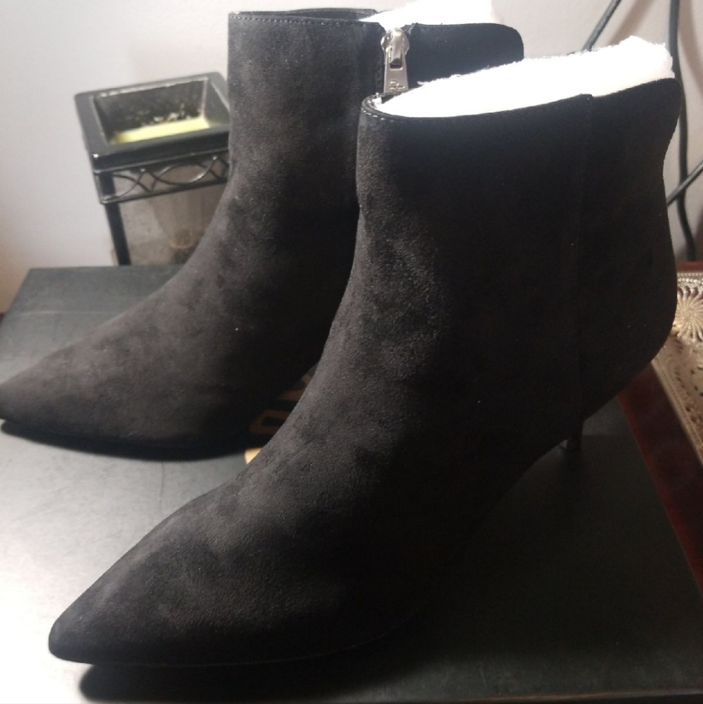 Booties - Picture 5 of 11
